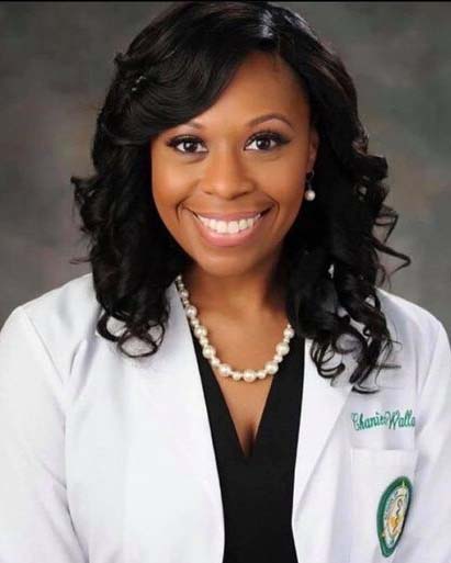 Dr. Chaniece Wallace resize