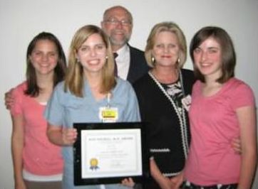 2010polhill_winner_with_family