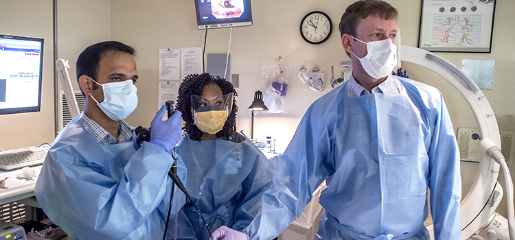 Drs. Bhatt and Dransfield perform a procedure to help a patient with emphysema