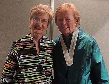 Photo: Alumna Joanne Disch honored by AACN
