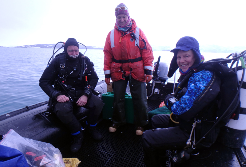 Divers Bill and Maggie with tender Sabrina