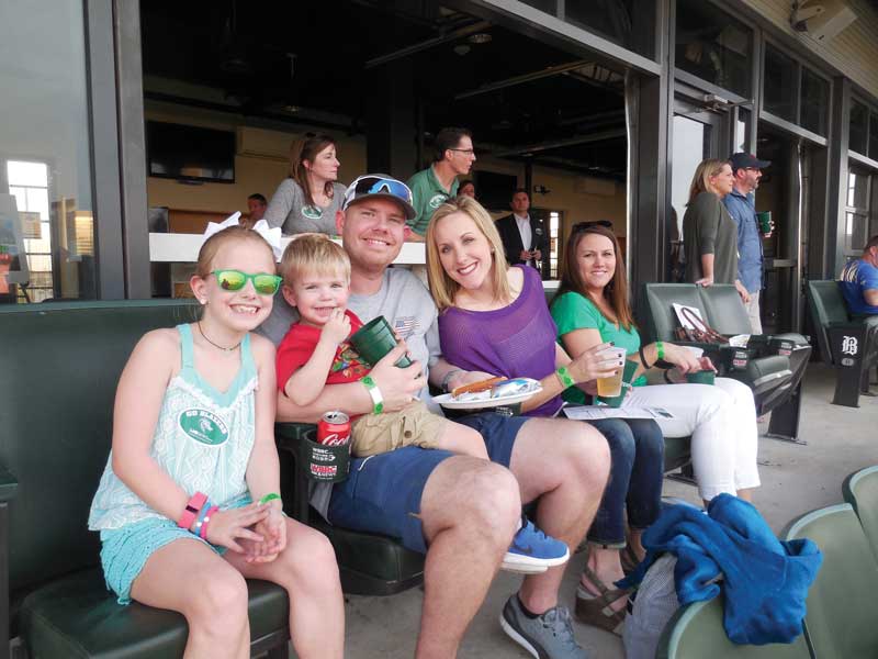 CAS Alumni Night Regions Family Photo