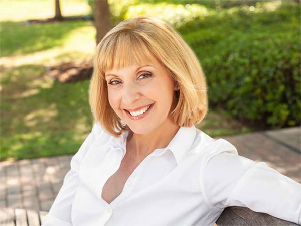 Kristine Hurst-Wajszczuk, DMA