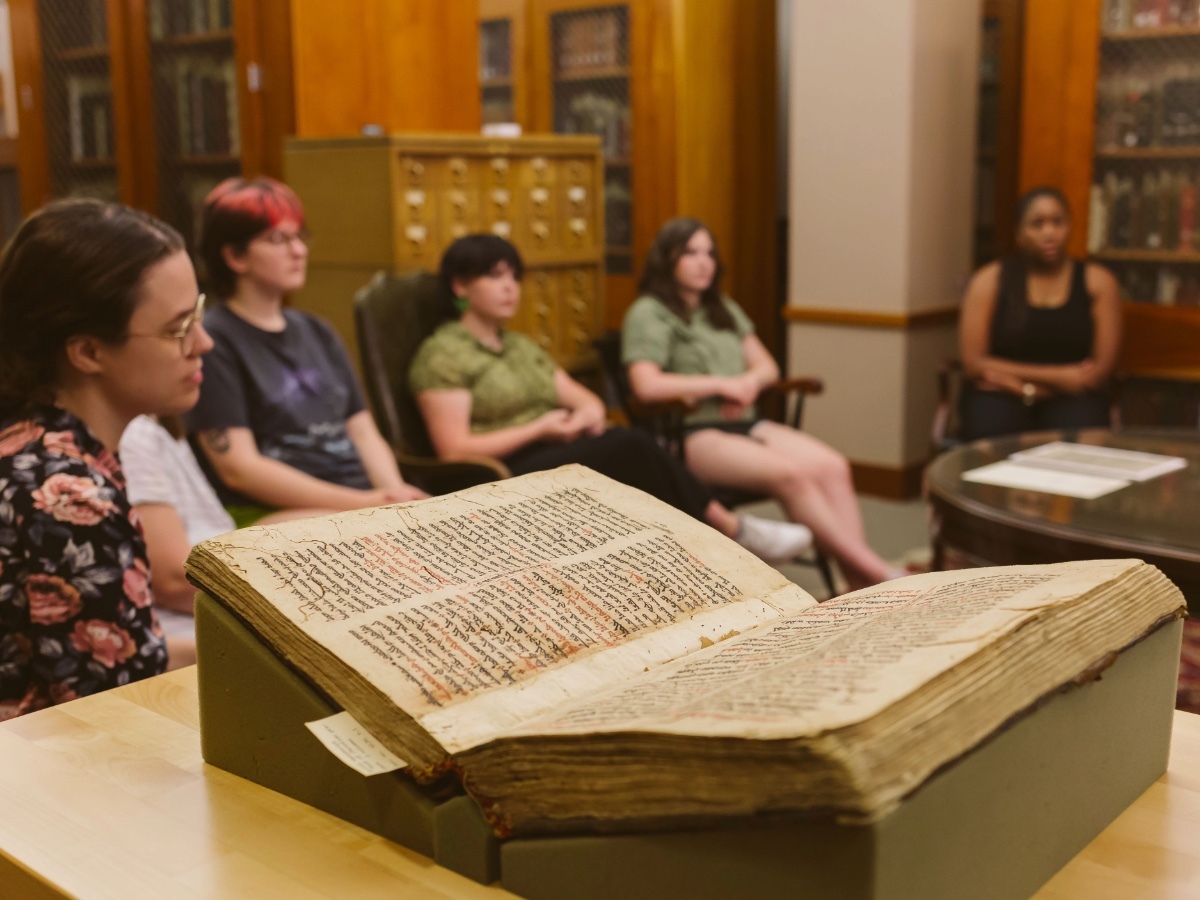 CAS launches new Religious Studies minor to help students understand religion’s role in the world
