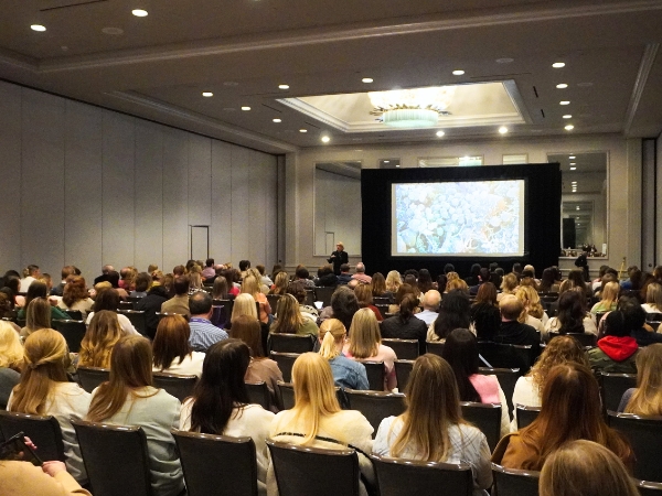 Dr. Geisinger presenting at Alumni Weekend
