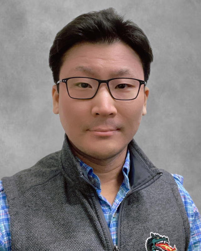 Dr. Yusen Zhai's headshot