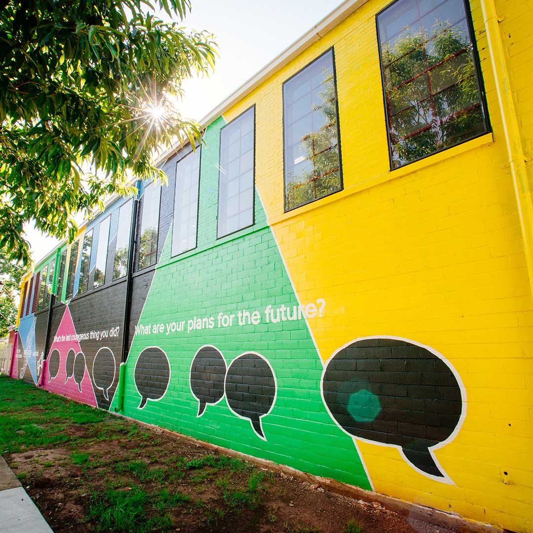 Painting a Movement: Live HealthSmart Alabama murals in Kingston and Titusville reenergize public spaces