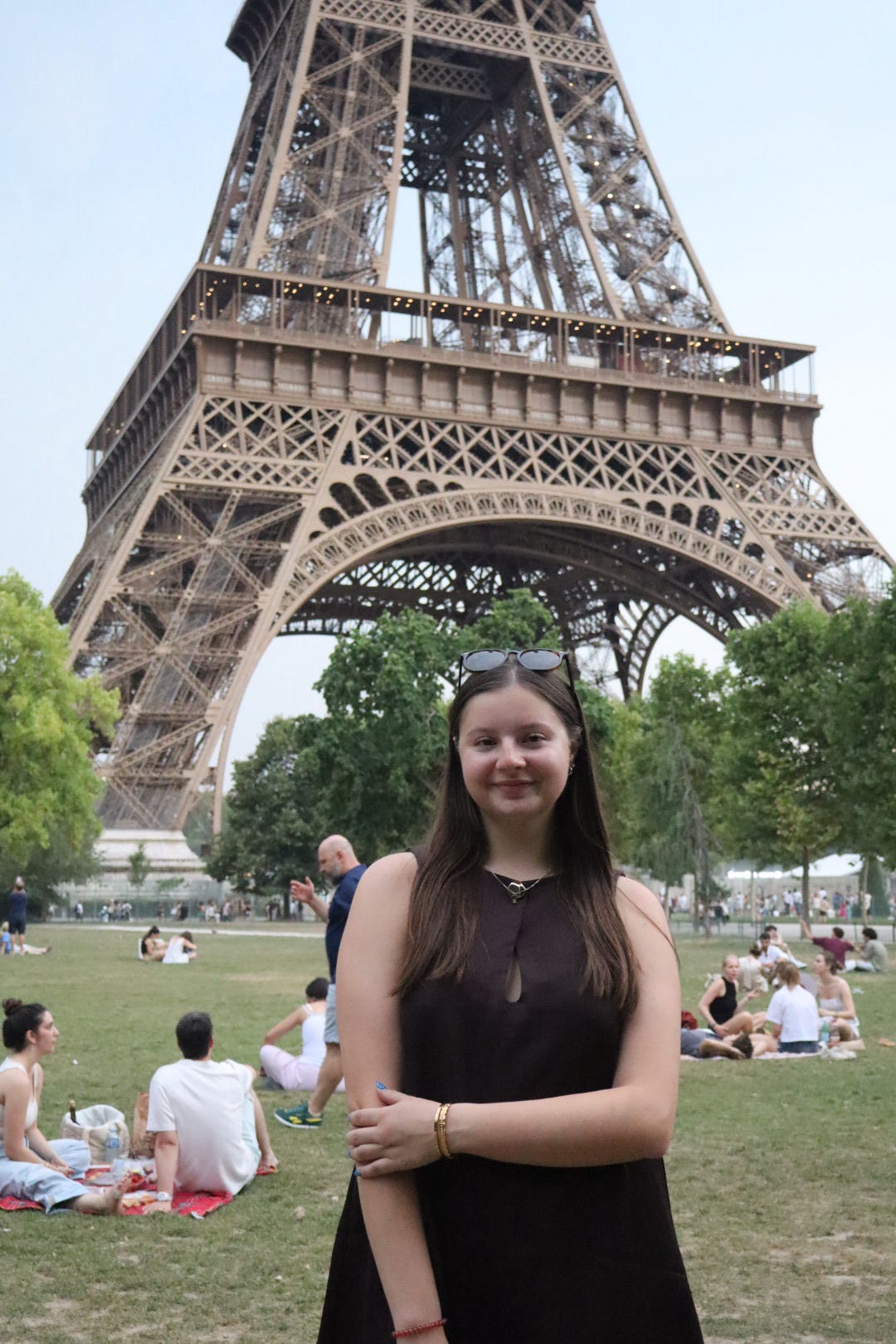 Emma Owens in front of Eiffel Tower