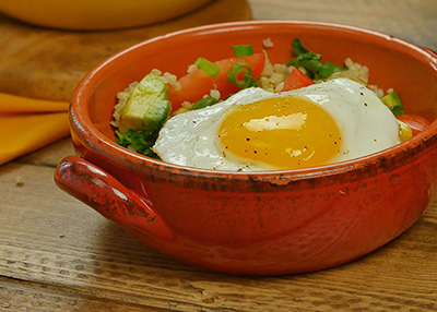 Southwestern Quinoa & Egg Breakfast Bowl