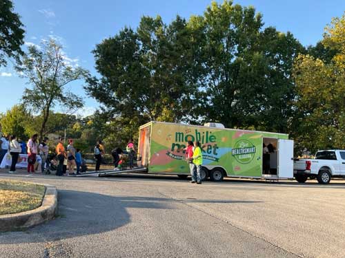 Greater Birmingham Ministries and Live HealthSmart Alabama team up for an awesome autumnal Mobile Market stop