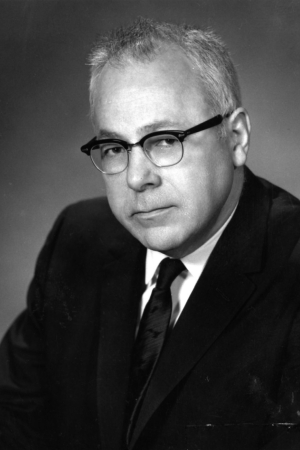 1946