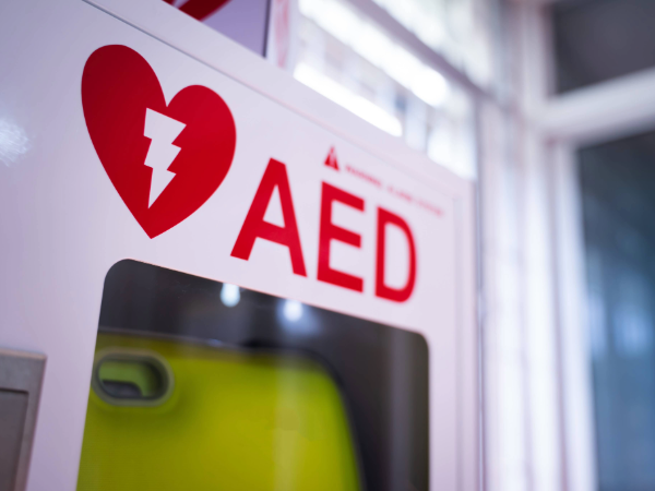 Recognizing sudden cardiac arrest and taking action