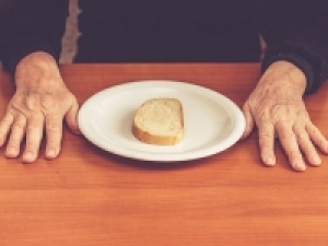 Senior adult food insecurities being addressed in clinic with two simple questions