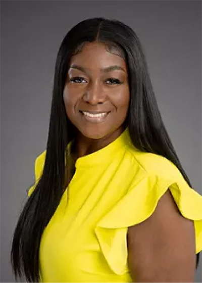 Headshot of hines dowell stacy.