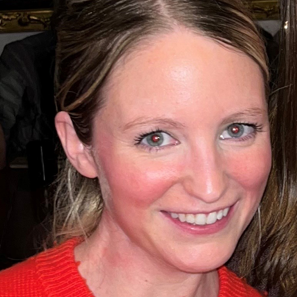 headshot of Annie Wyatt