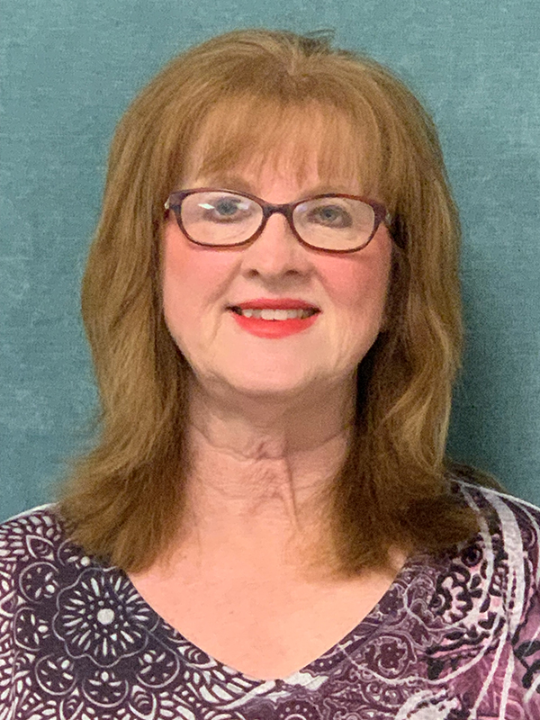 Headshot of Phyllis