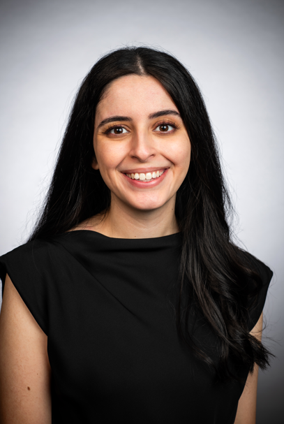 headshot of Renu Pandit