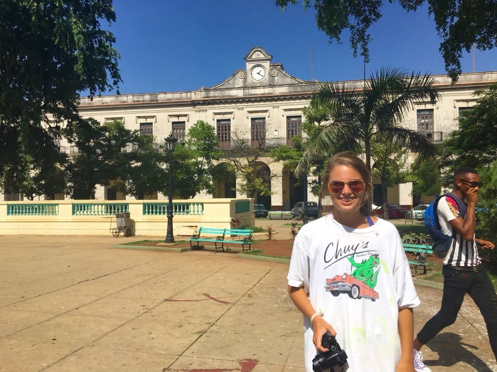 Dr. de la Torre's daughter in Havana in 2016
