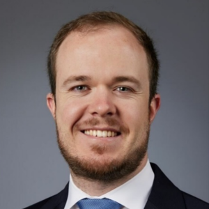 Dr. Carlos Fairen Oro