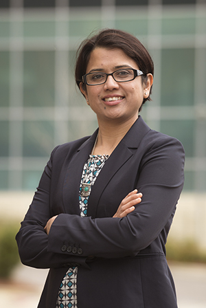 Environmental head shot of Dr. Samiksha Raut, PhD (Assistant Professor, Biology), 2018.
