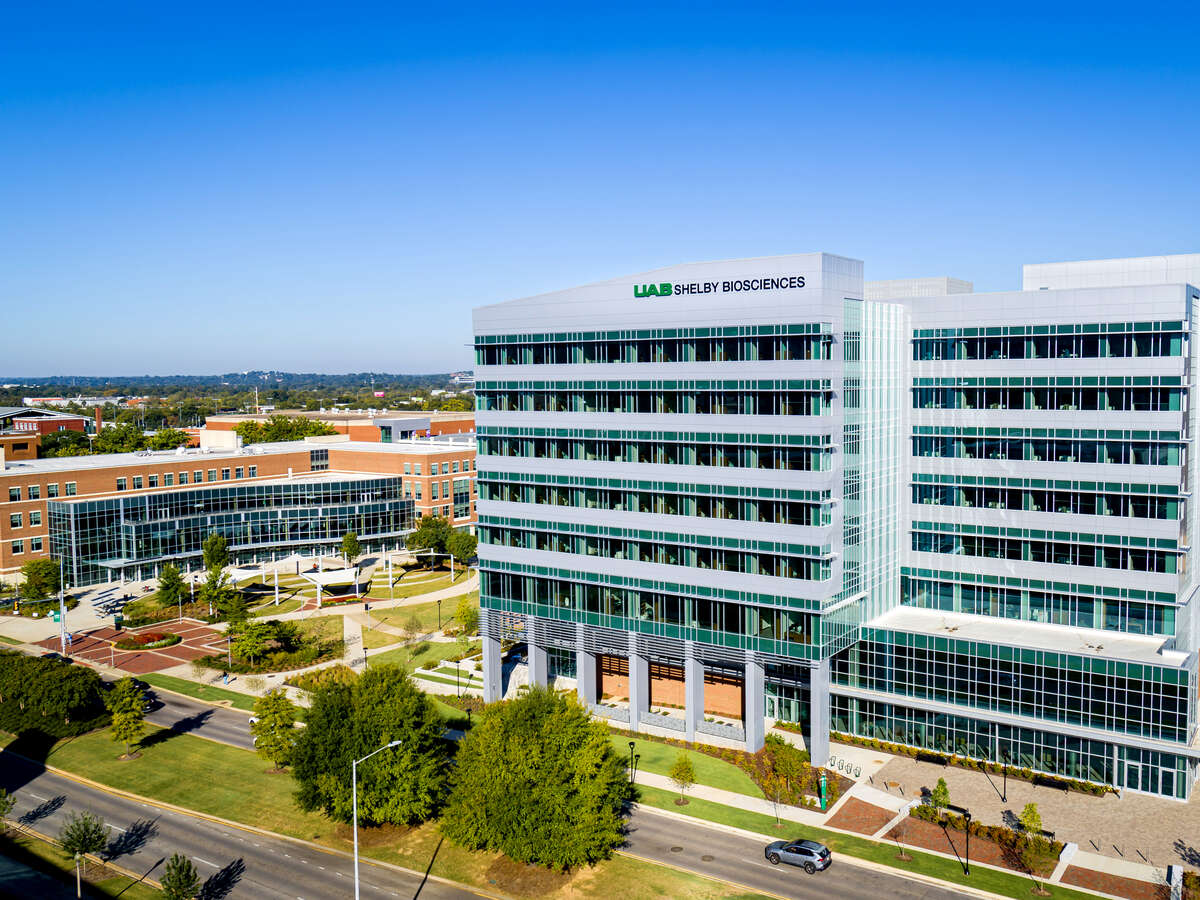 Shelby Biosciences Research Building opens at UAB
