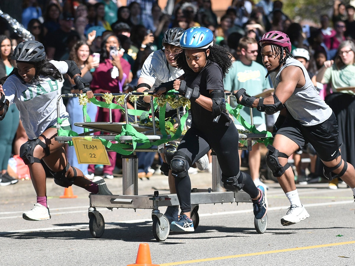 Taylor Washington running at the Gurney Derby