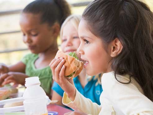 Healthy lunch choices help ward off childhood obesity, say UAB experts