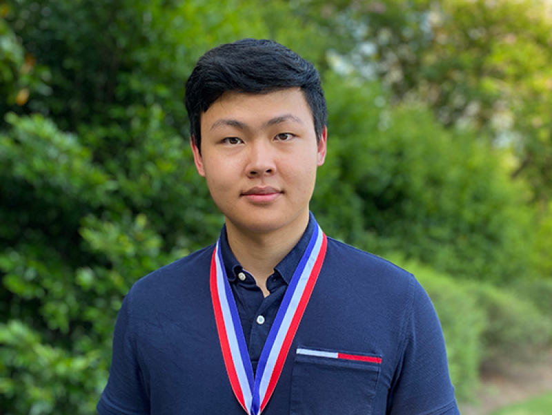 UAB freshman pre-med student Shi recognized as a 2022 Presidential Scholar