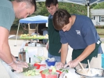 Med students share low-cost, healthy recipes at Birmingham farmers market