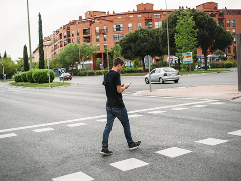 UAB-developed app keeps pedestrians safe and is cost-effective, study shows