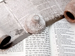 Lecture featuring expert on archeology of Dead Sea Scrolls Feb. 12