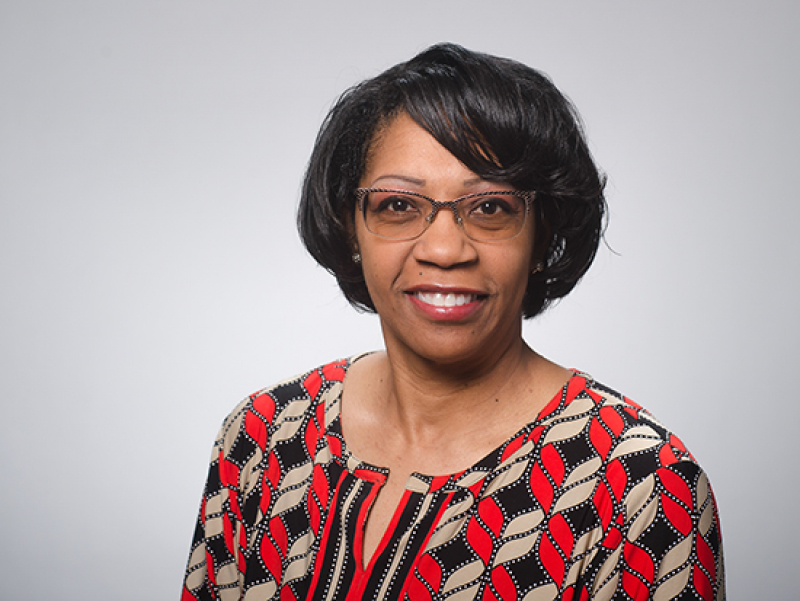Sims receives 2021 UAB Community Service Award