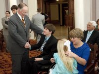 Spinal cord injury research program receives gift