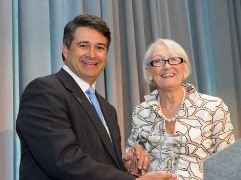 Alvarez recognized for excellence in ovarian cancer research