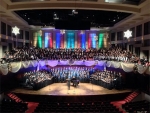 Choirs sing in the holiday season at “Christmas at the Alys” Dec. 4