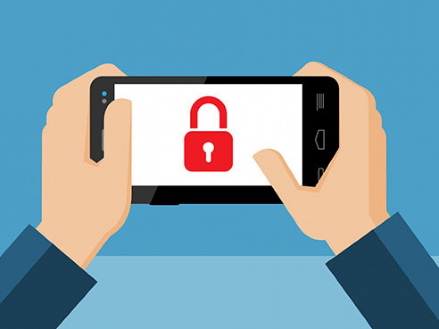 Защита телефона устарела. Защита смартфона. Защити свой смартфон. Защита смартфонов от кражи. Защитить телефон от взлома.