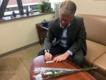 UAB’s Patterson dedicates rose to be part of the 2017 Donate Life Parade Float