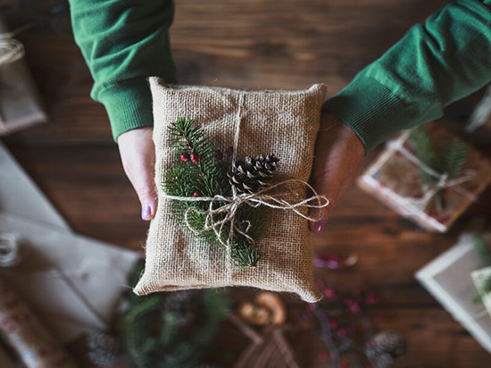 Make this holiday green and gold with the UAB gift and event guide