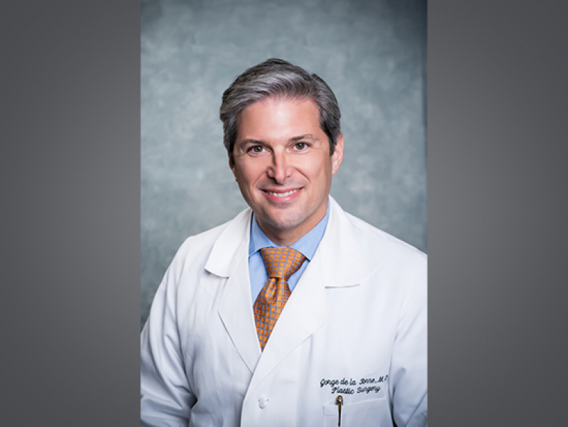 Jorge de la Torre, M.D., professor and director of the UAB Division of Plastic Surgery, will serve a one-year term as president of the Southeastern Society of Plastic and Reconstructive Surgery.