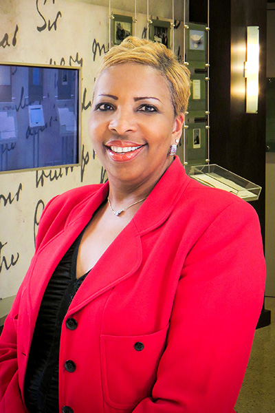 Lowe Marcia headshot