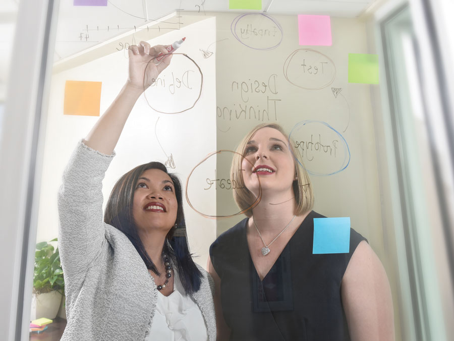 Photo: Sigrid Leigh Bray glass wall