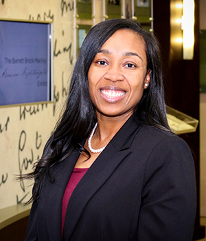 Smith Tedra hreadshot