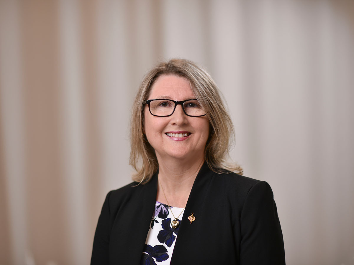 Shorten named inaugural Senior Associate Dean of Professional Development and Faculty Affairs