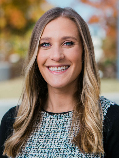 rep new nutrition lizzy davis 413px