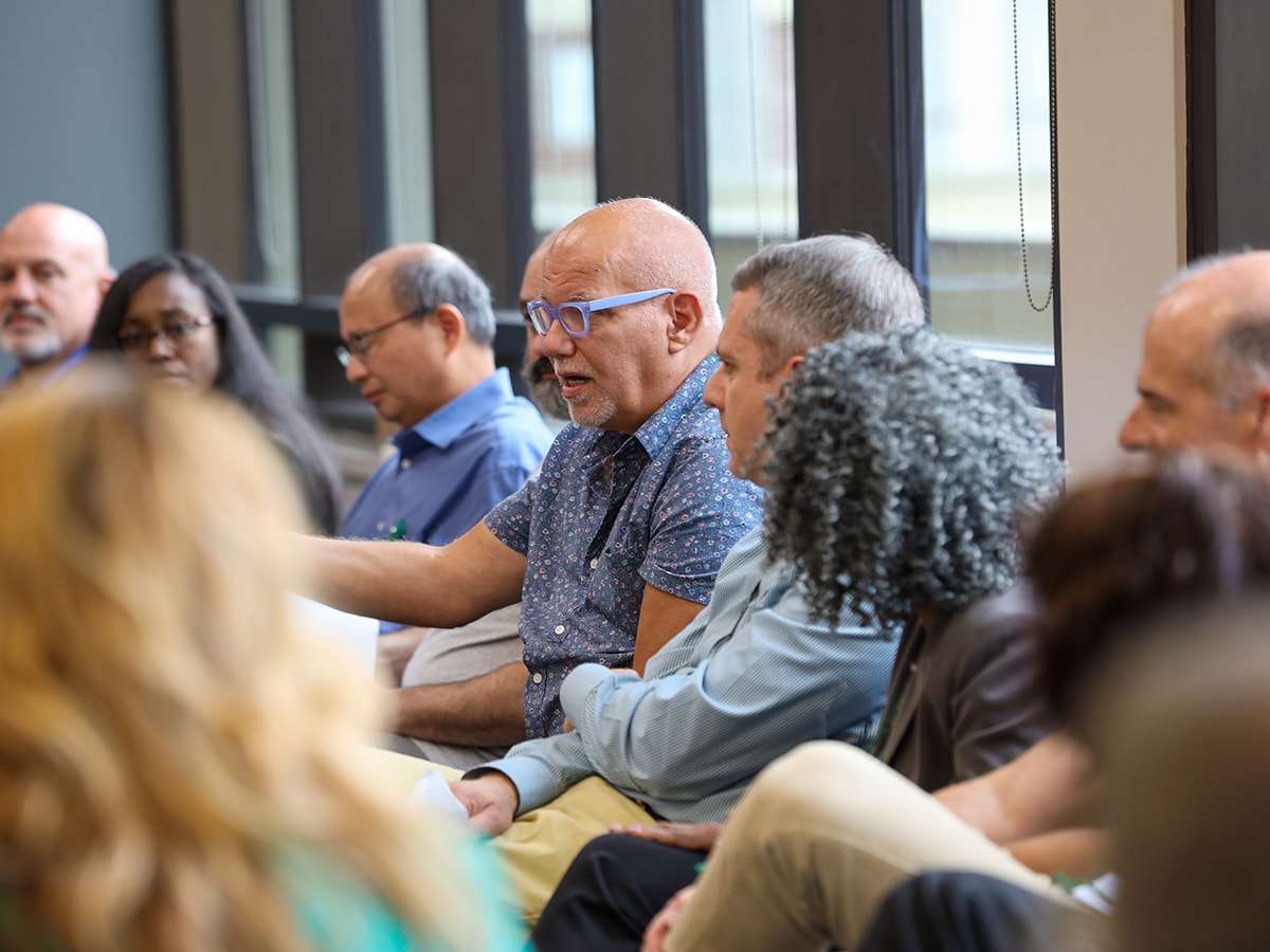 retreat dr evans 1200x900px