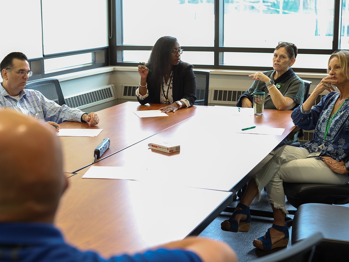 retreat small group no sp 1200x900px