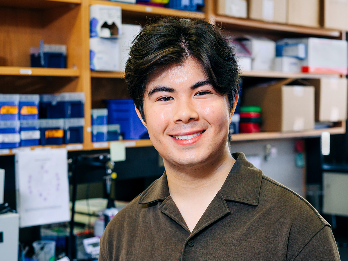 Connor Nguyen in Mary Kathryn Sewell-Loftin's lab in the UAB O'Neal Cancer Center