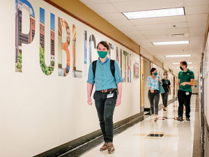 Students are pouring into public health. Here’s how UAB is pouring into them.
