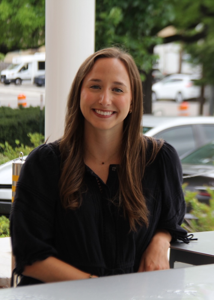Ellie Prados environmental headshot