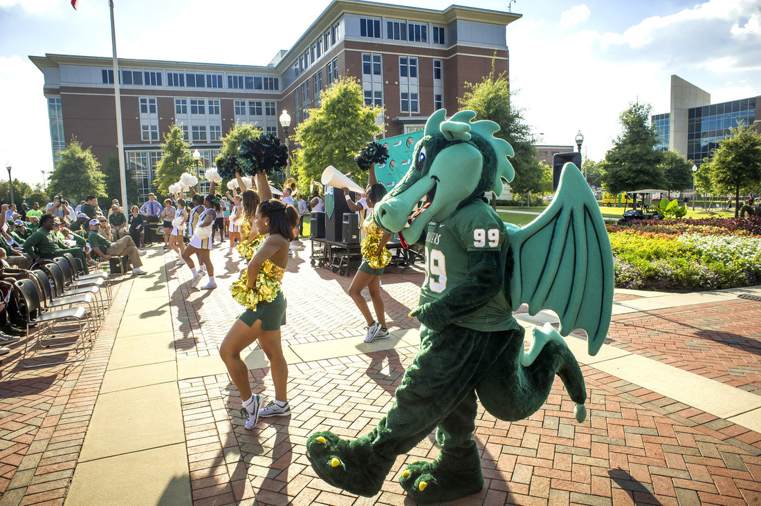 RS13931 football pep rally on green 2rt scr